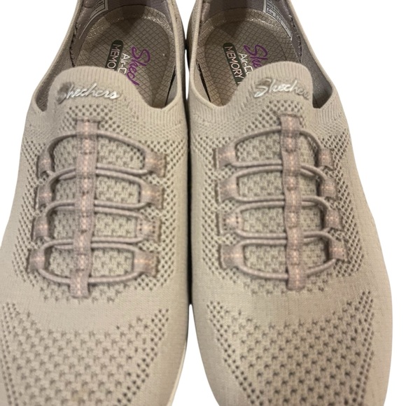 Skechers Newbury Street Every Angle Beige Knit Slip-On Sneakers Shoes - Picture 3 of 7